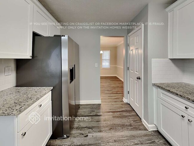 Building Photo - 2514 Plymouth Way