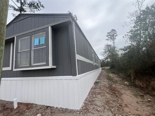 Building Photo - 8794-5914 16