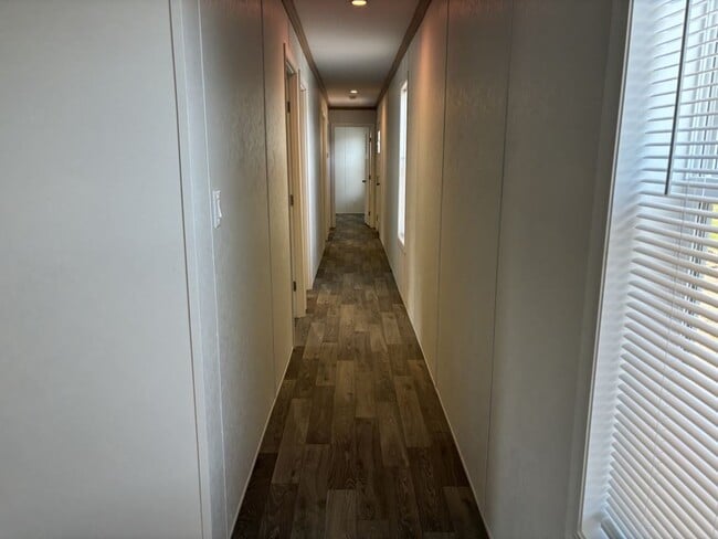 Building Photo - 119 Cimarron
