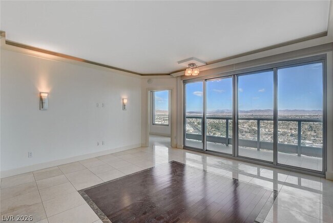 Building Photo - 322 E Karen Ave