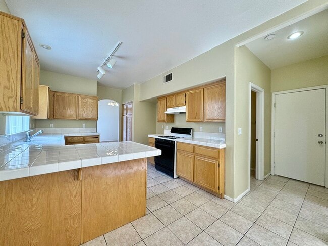 Building Photo - 921 Siena Hills Ln