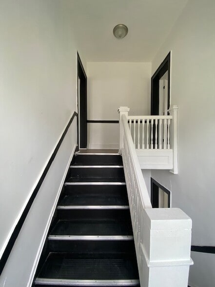 Building Photo - 13517 Woodworth Rd