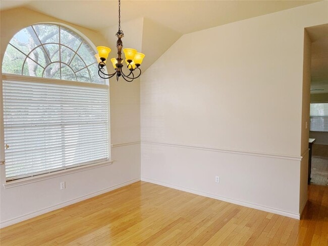 Building Photo - 2608 Stenson Dr