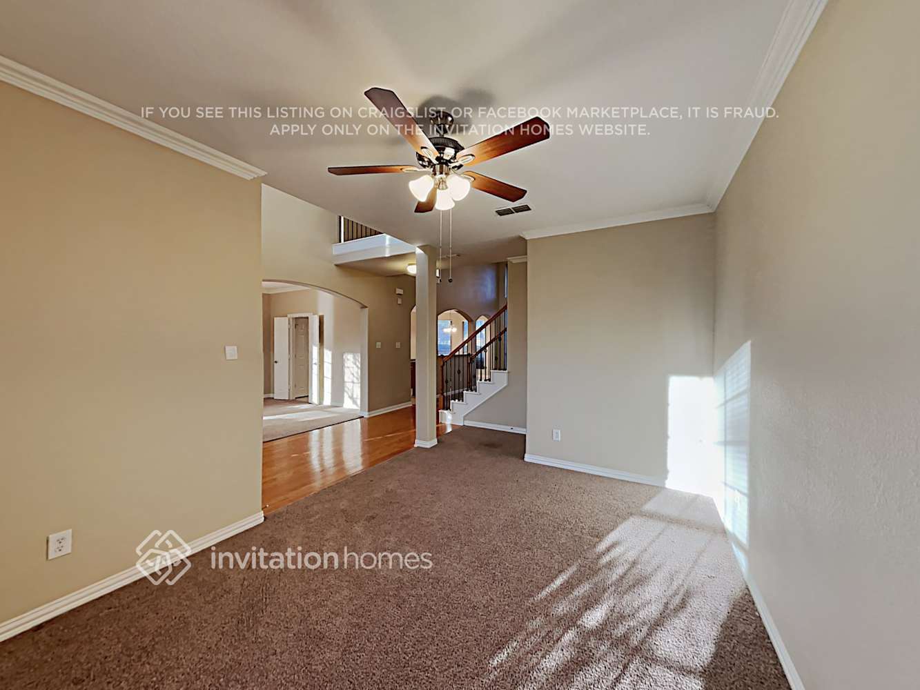 Building Photo - 2206 Kingsley Dr