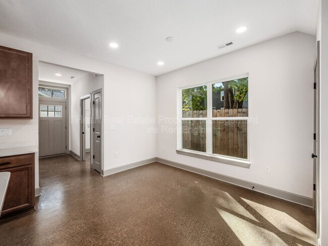 Building Photo - 130 N Guilford Ave