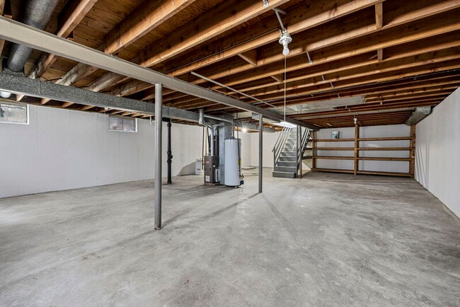 Building Photo - 906 Chula Dr