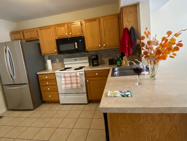 Building Photo - 1511 Legend Trail Dr