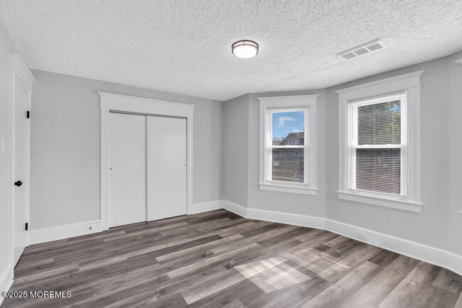 Building Photo - 209 Atkins Ave