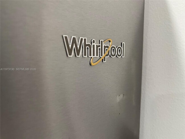 Building Photo - 8290 Lake Dr