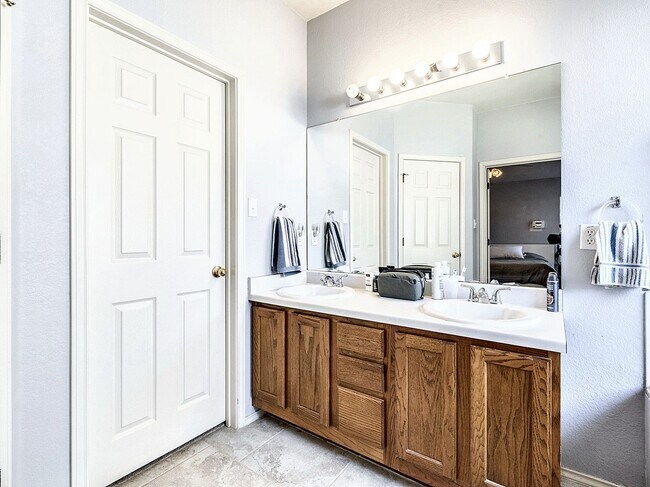 Building Photo - Cozy 3-Bedroom, 2-Bath Solar-Powered Home with New Appliances & Fenced Backyard