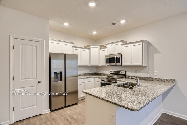 Building Photo - 351 Raines Ct