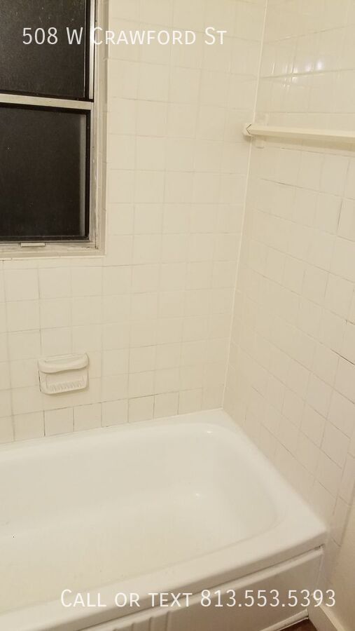 Building Photo - 508 W Crawford St