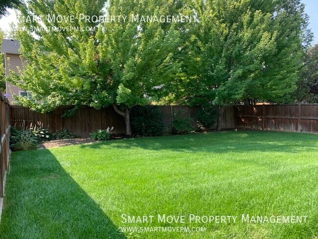 Building Photo - 687 W Laughton Dr