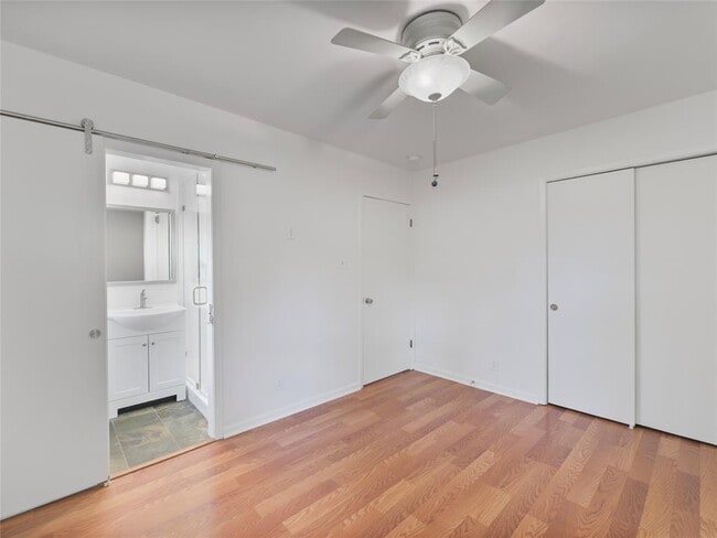 Building Photo - 616 Long Bow Ln