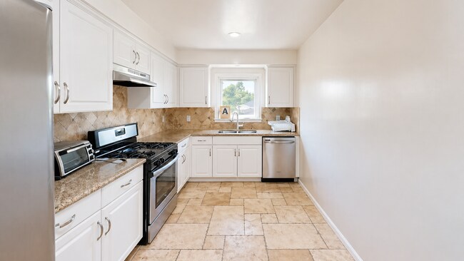 Building Photo - 5135 63rd St