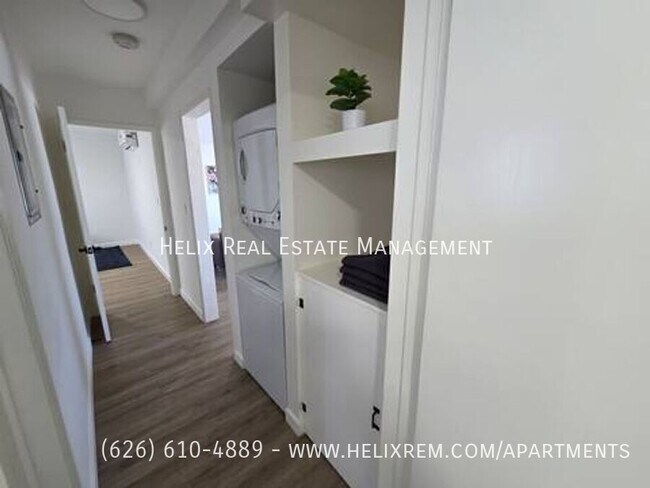Building Photo - 1313 Huntington Dr