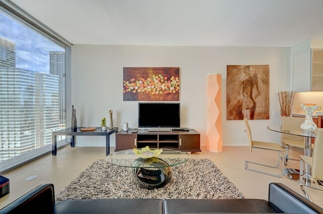 Building Photo - Veer Towers 2010E- Stunning Strip/City Views from this 1bd/1ba, Fully Furnished Residence