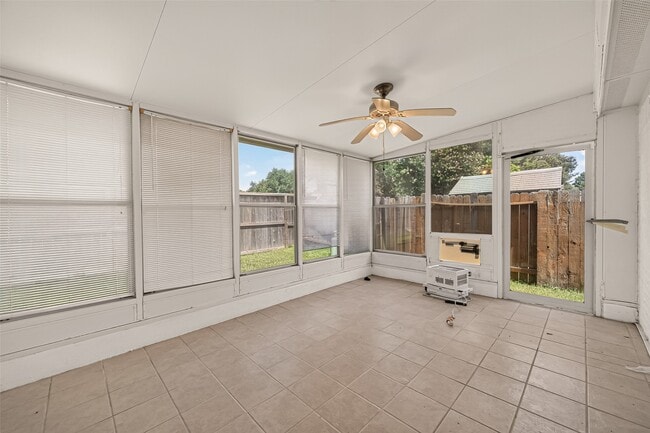 Building Photo - 4823 Grand Chateau Ln