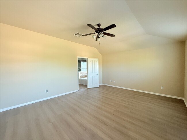 Building Photo - 246 Golden Grain Dr