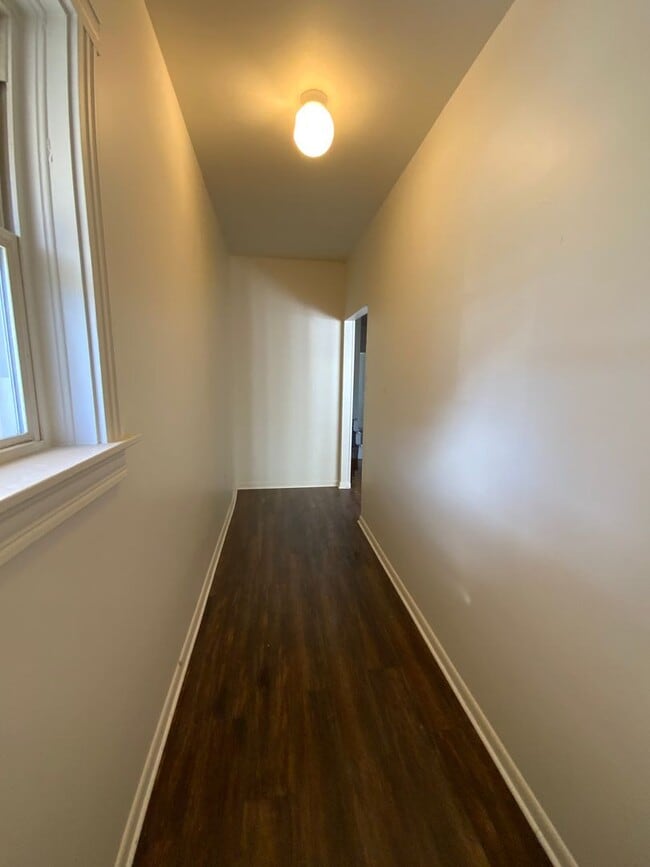 Building Photo - 135 Church Ave