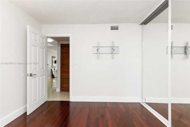Building Photo - 8880 SW 133rd Pl