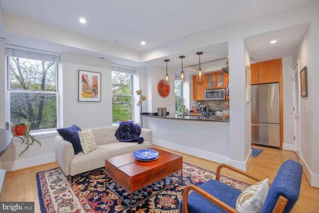 Building Photo - 2914 11th St NW