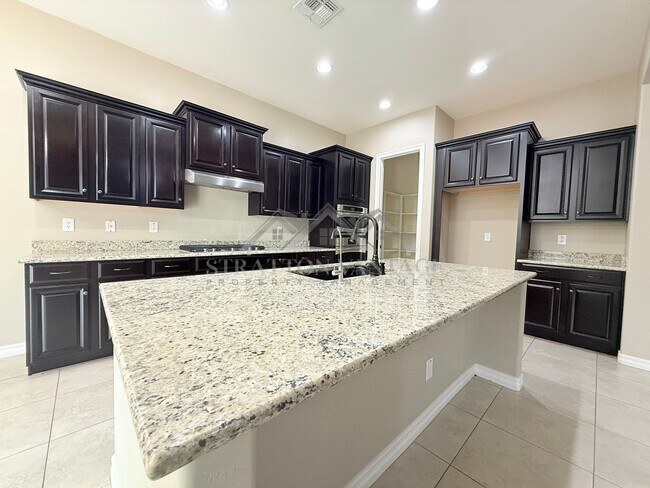 Building Photo - 4032 S Pleasant Pl