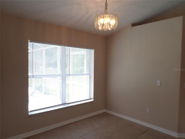 Building Photo - 132 Berkshire Ln