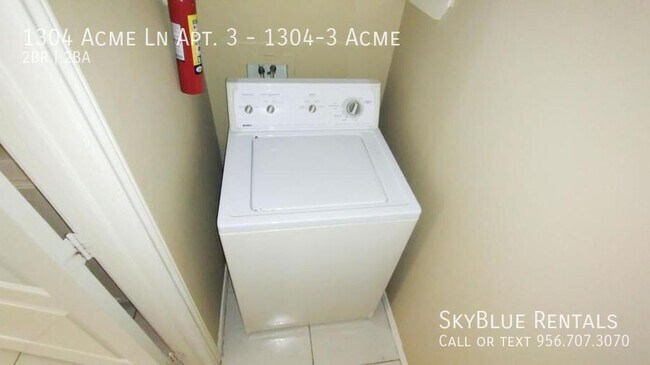 Building Photo - 1304 Acme Ln