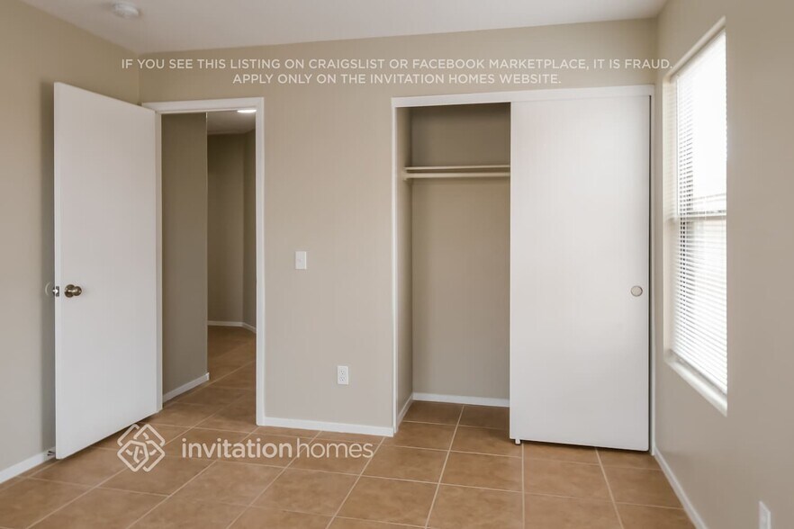 Building Photo - 6557 Shining Sand Ave