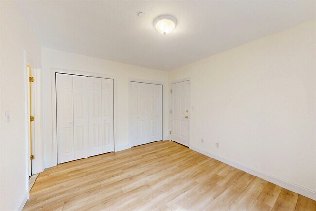 Building Photo - 111 W 8th St