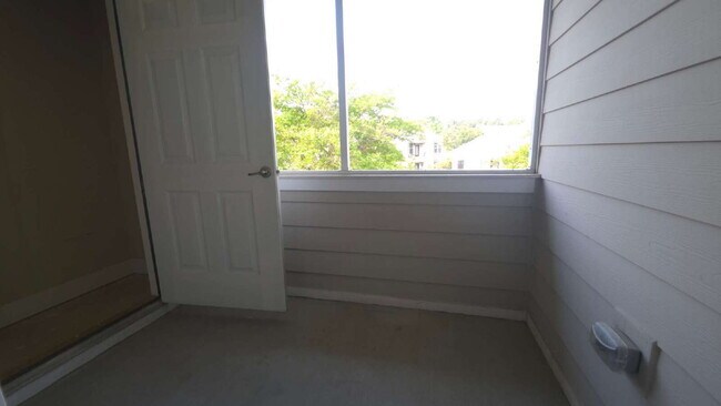 Building Photo - Resort Living. Fort Bragg Close. This is the One.