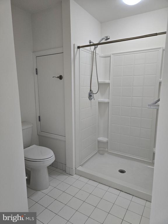 Building Photo - 4368 Cresson St