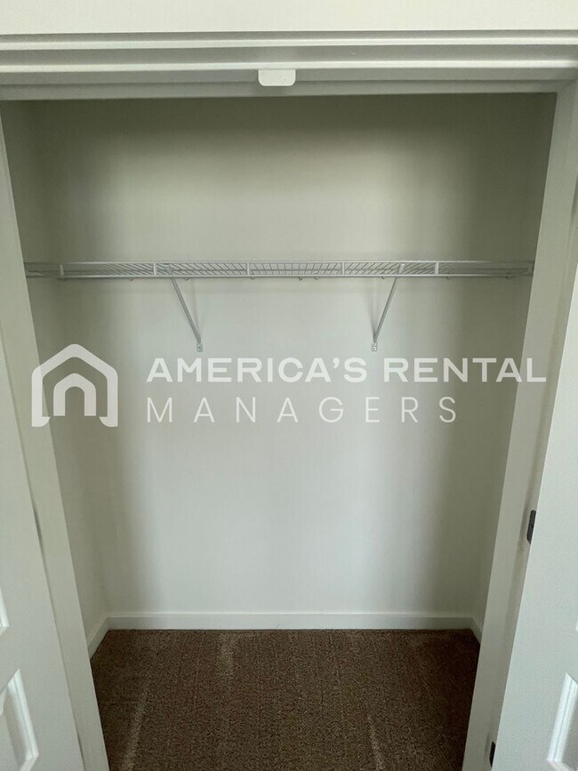 Building Photo - Home for Rent in Cullman, AL!! Available to view NOW!!! Sign a lease by 2/28 to receive HALF OFF ...