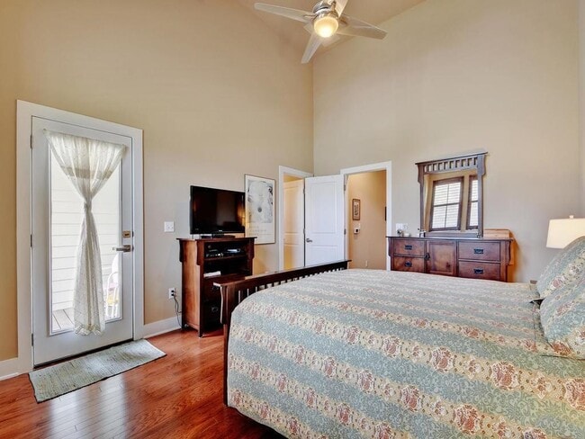 Building Photo - 4545 Mattie St