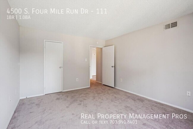 Building Photo - 4500 S Four Mile Run Dr