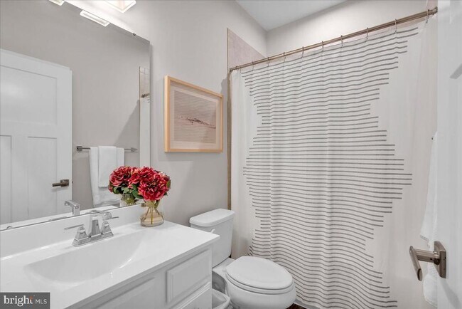 Building Photo - 5 Kohlmyer Dr