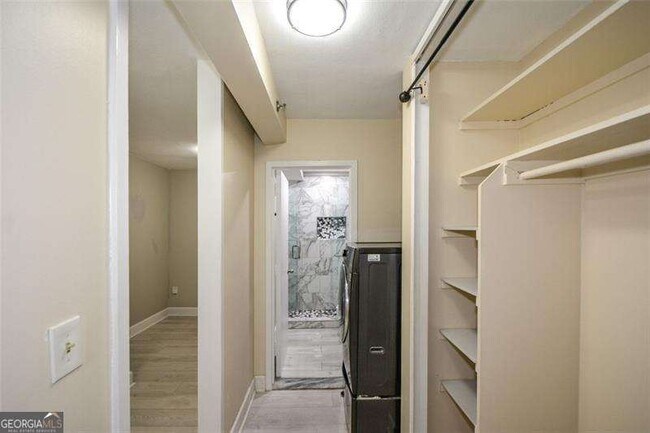 Building Photo - 620 Peachtree St NE