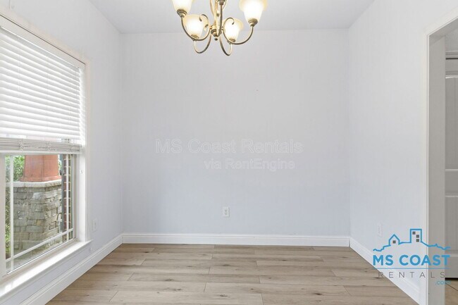 Building Photo - 17309 Palm Ridge Dr