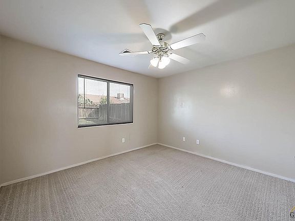 Building Photo - 1218 Engelberg Dr