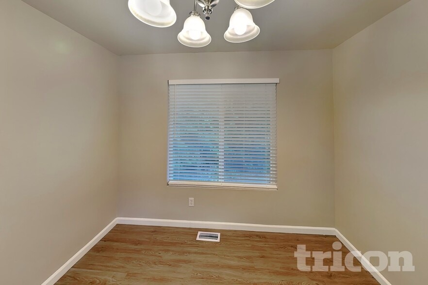 Building Photo - 6295 Grandridge Dr SE