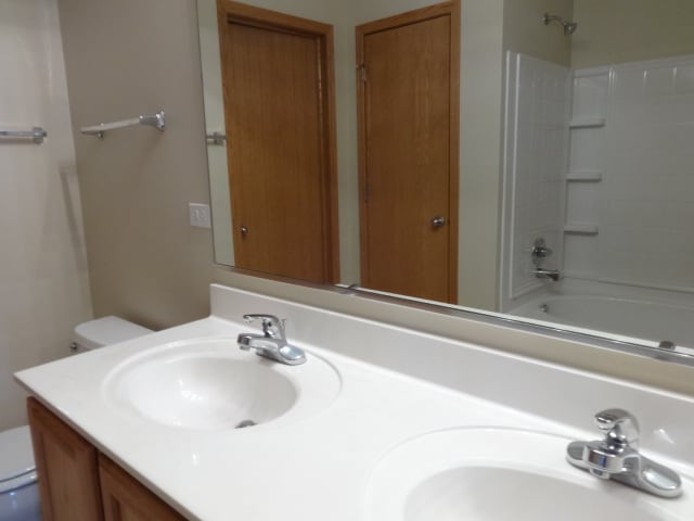 Building Photo - 24305 Cedar Creek Ln