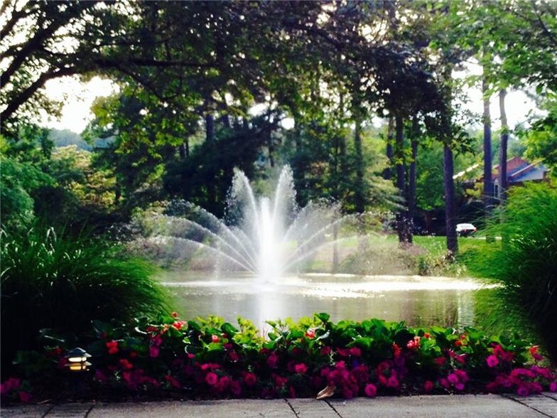 Pets allowed up to 35 lbs - 25116 Plantation Dr NE