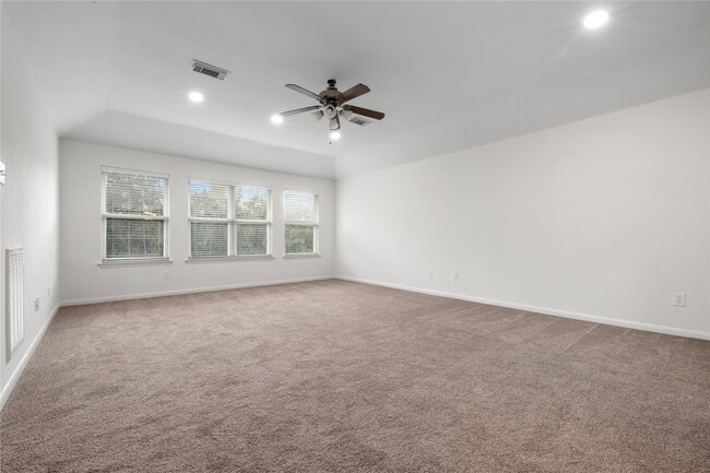 Building Photo - 9535 Empress Crossing Dr