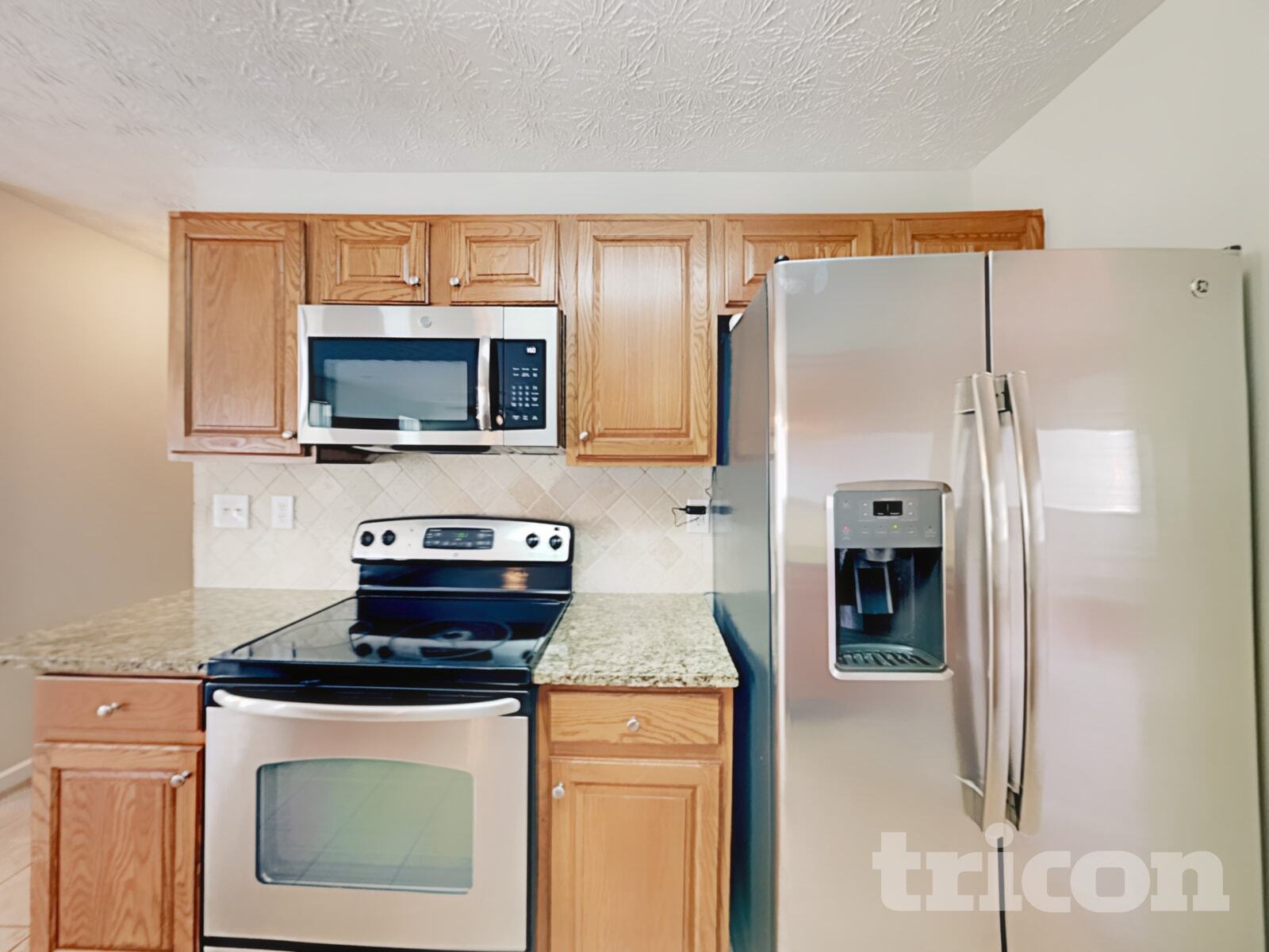 Building Photo - 6469 Snowden Dr