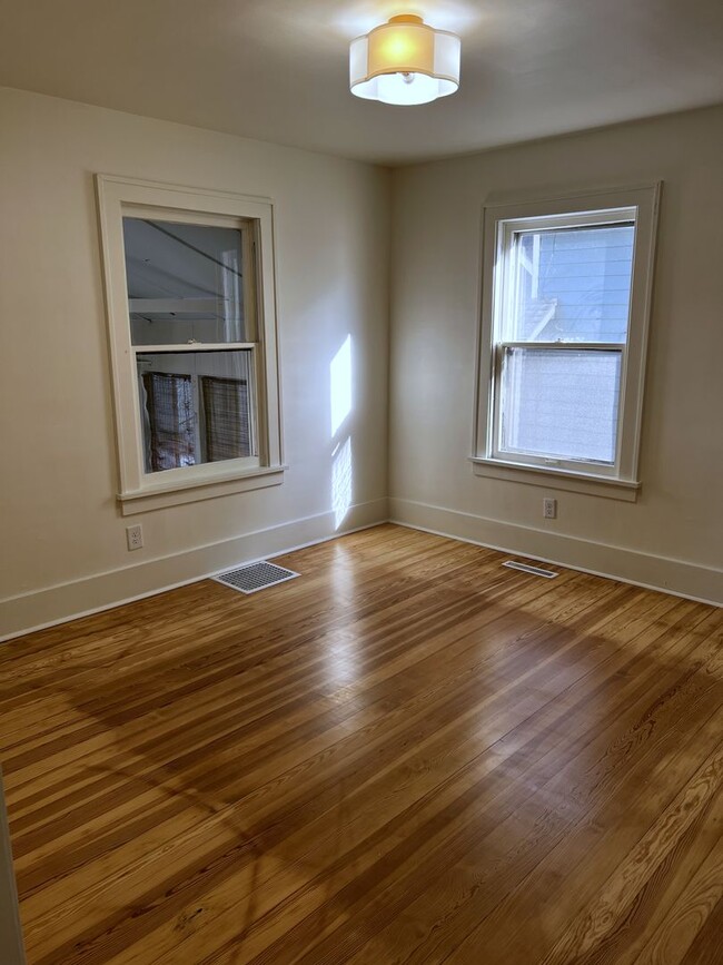 Building Photo - Renovated 3 -Bedroom, 2-1/2 Bathroom Farm ...