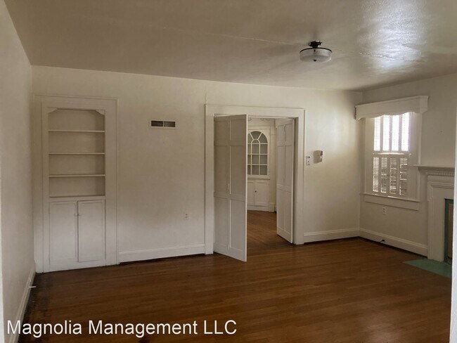 Building Photo - 3 br, 2 bath House - 137 W. Andrews Ave