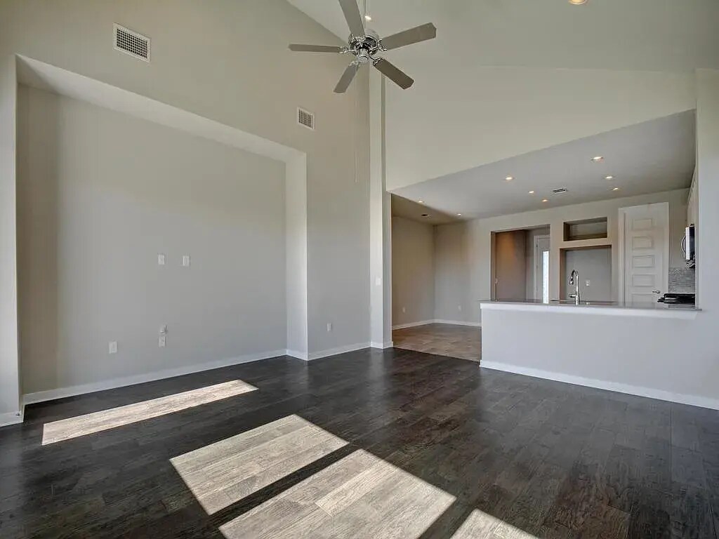 Building Photo - 6808 Cardinal Bloom Loop