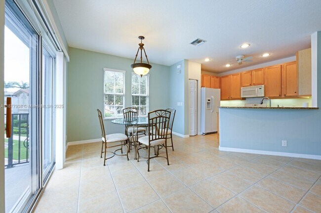 Building Photo - 198 Evergrene Pkwy