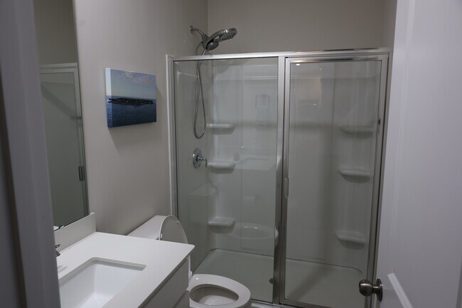 Building Photo - 136 Dogwood Grv Pl